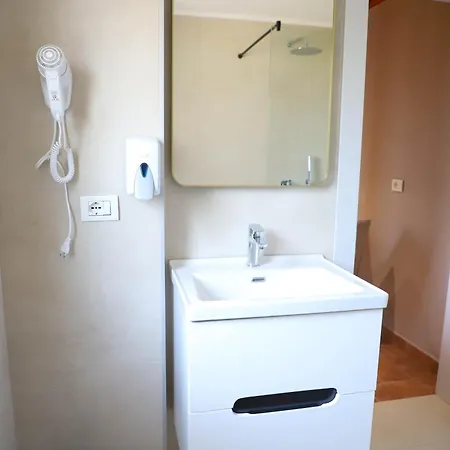 Antonia Hotel
